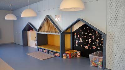 Letošní zápis do mateřských škol ve Šlapanicích proběhne v úterý 31. března v době od 8:00 do 13:00 a odpoledne od 13:30 do 16:30 v budově MŠ Hvězdička na Masarykově náměstí a v budově MŠ Zahrádka na Havlíčkově ulici.