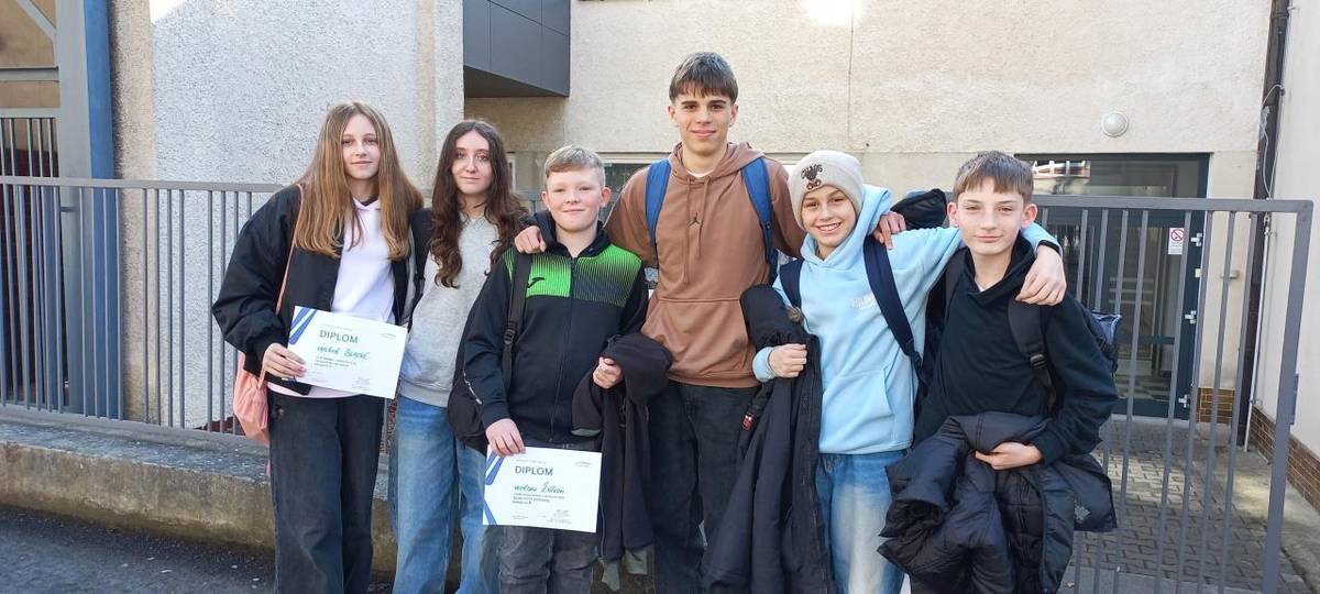 Letošní Geografická olympiáda byla opět pro naši školu velmi úspěšná. Díky Kačce Blacké ze 6. B bude mít naše škola zastoupení v krajském kole v Plzni.