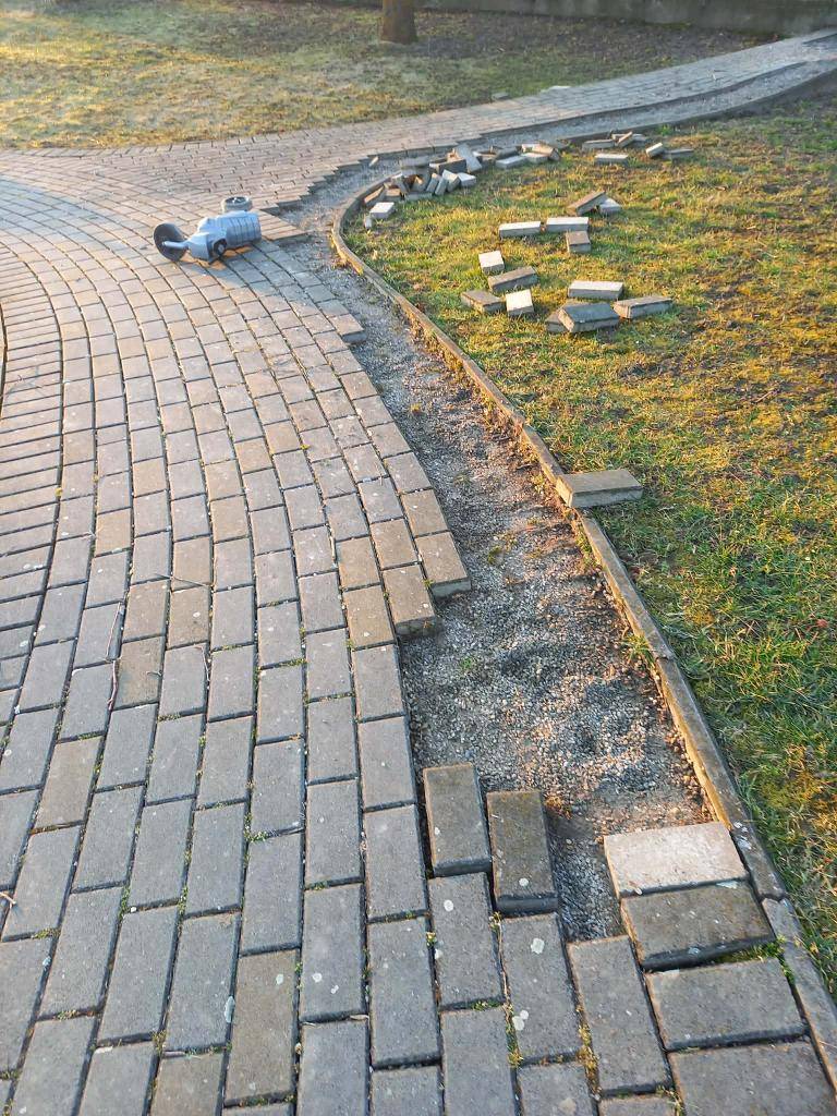 Nebo doma někomu chybělo pár kusů?