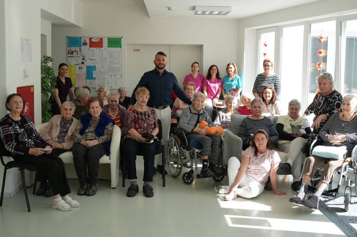 V pondelok 9. marca navštívil primátor mesta Poltár Peter Sitor Zariadenie sociálnych služieb v Poltári a Domov sociálnych služieb TILIA v Slanej Lehote.