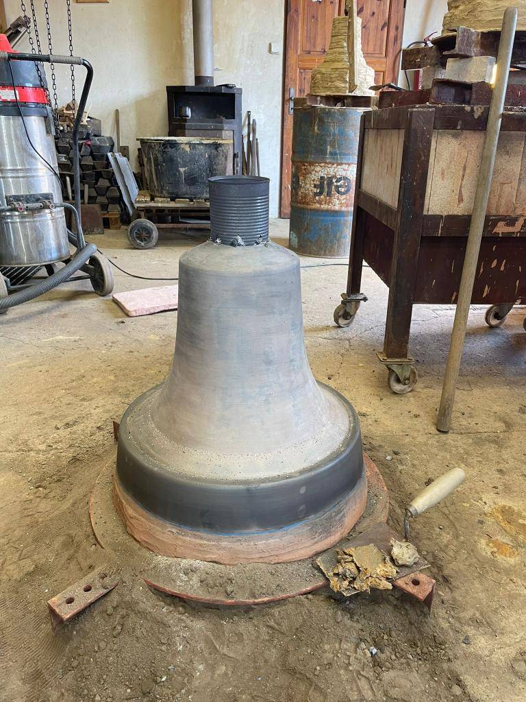 V loňském roce došlo k opravě fasády kaple v Mutišově. V roce 2026 si připomeneme 80. let vzniku SDH Mutišov. K této příležitosti byl odlit nový zvon, uvedla jménem osadního výboru Hana Kryzanová.