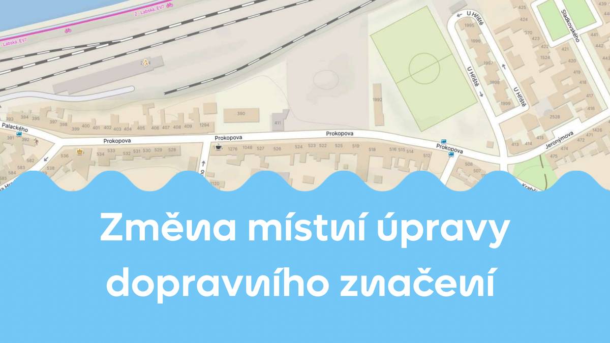 📍 V nejbližších dnech začne v těchto ulicích instalace nového vodovodního řadu. Od pondělí 16. března začínají práce v ulici U Hřiště. Koncem dubna se práce přesunou do ulice Prokopova (zde bude rekonstrukce probíhat ve třech etapách). Předběžný termín ukončení je v září.     🚌 Autobusová doprava bude jezdit dál beze změn podle svých jízdních řádů!     Prosíme o zvýšenou pozornost a respektování místního dopravního značení. Děkujeme za pochopení 💧💙