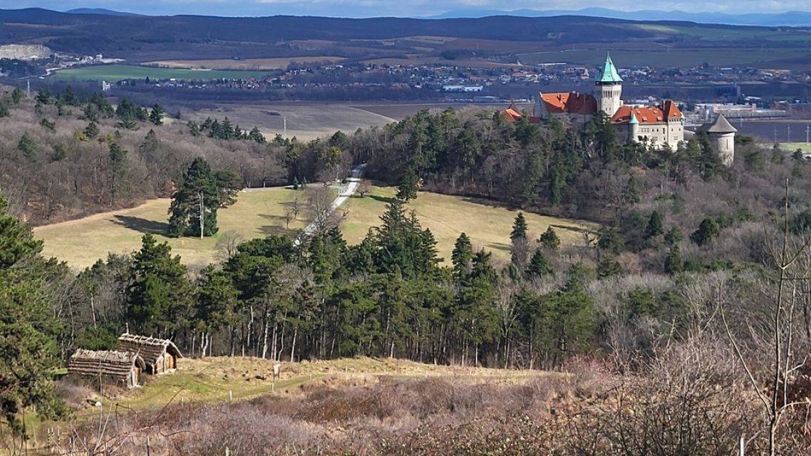 V sobotu 14. marca sa v Smoleniciach uskutoční Veľké jarné upratovanie na Hradisku Molpír.