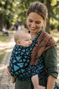 Africký šátek na ženě