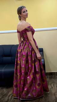 Šaty z afrických látek