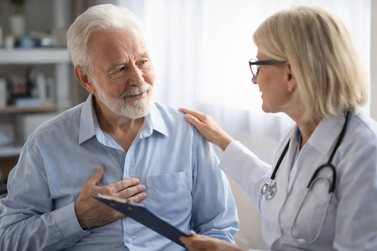 Možná to znáte – člověk si říká, že na preventivní prohlídku „zajde někdy jindy“. Jenže právě těch pár minut může včas odhalit problém a doslova zachránit zdraví i roky života.