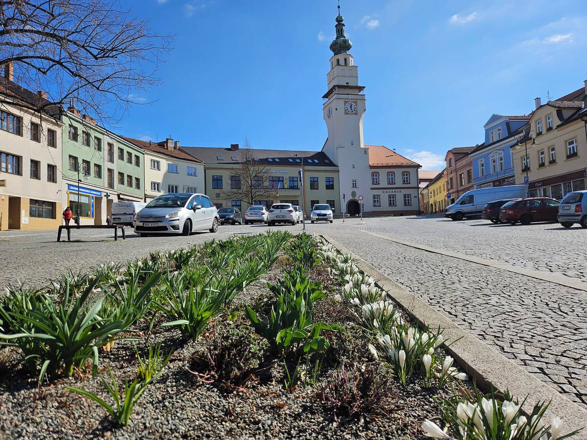 Rada města Boskovice zasedala v pondělí 16. března 2026 na svém pravidelném jednání, během něhož radní projednali celkem 38 materiálů. Přinášíme vám přehled hlavních přijatých rozhodnutí.