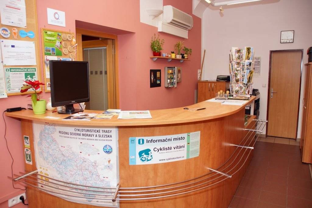 Upozorňujeme občany, že v pátek 20. března 2026 bude IC Vítkov z provozních důvodů uzavřeno.  Děkujeme za pochopení.