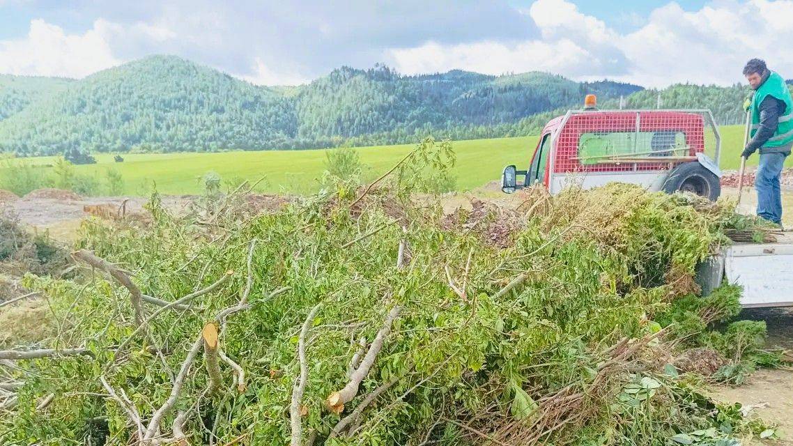 Obec Markušovce zabezpečí v jarnom období zber biologicky rozložiteľného odpadu (BRO) priamo od domácností. Ide najmä o odpad zo záhrad, ktorý vzniká pri väčšej jarnej údržbe a ktorý obyvatelia nedokážu spracovať vo vlastnom kompostovisku.