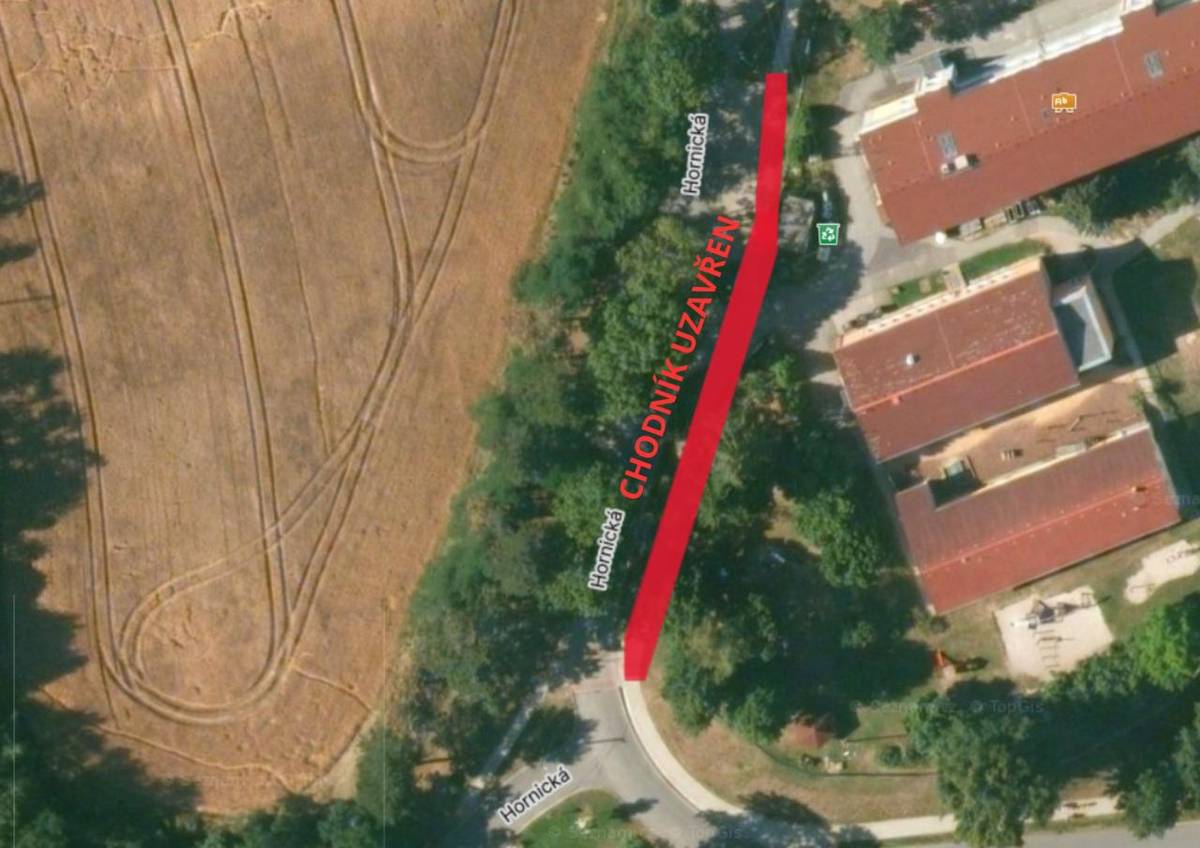 Ve dnech 17. 3. 2026 (úterý) – 22. 3. 2026 (neděle) bude z důvodu pokládky zemních kabelů VN a NN uzavřen chodník podél ZŠ a MŠ Vejprnice v ulici Hornická. Po dobu realizace bude v dané lokalitě omezeno parkování.