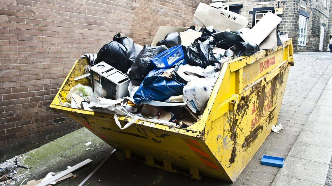 Zmena termínu jarného zberu veľkoobjemového odpadu a termíny zberu elektro a NO