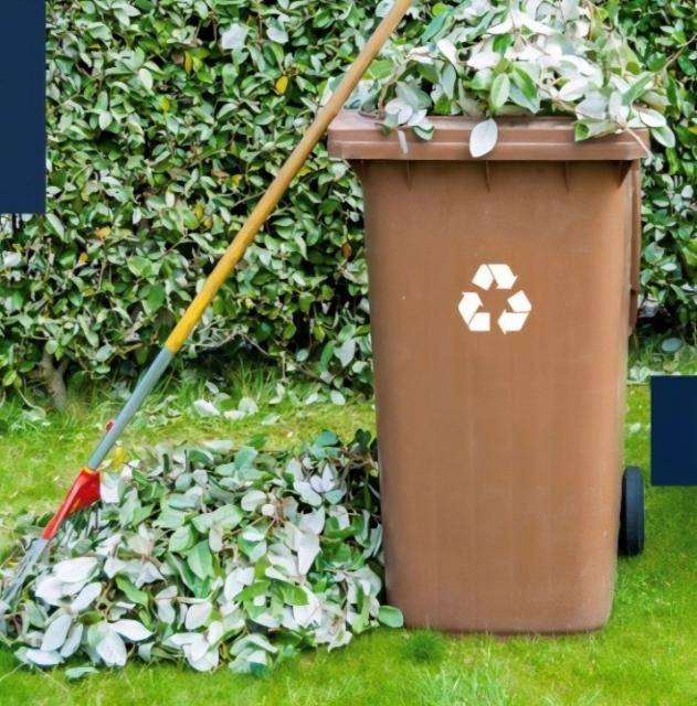 BIOODPAD ZE ZAHRAD PATŘÍ NA MÍSTA K TOMU URČENÁ.    Děkujeme, že pomáháte udržovat naše město čisté a příjemné pro život.♥                               Číst dál...