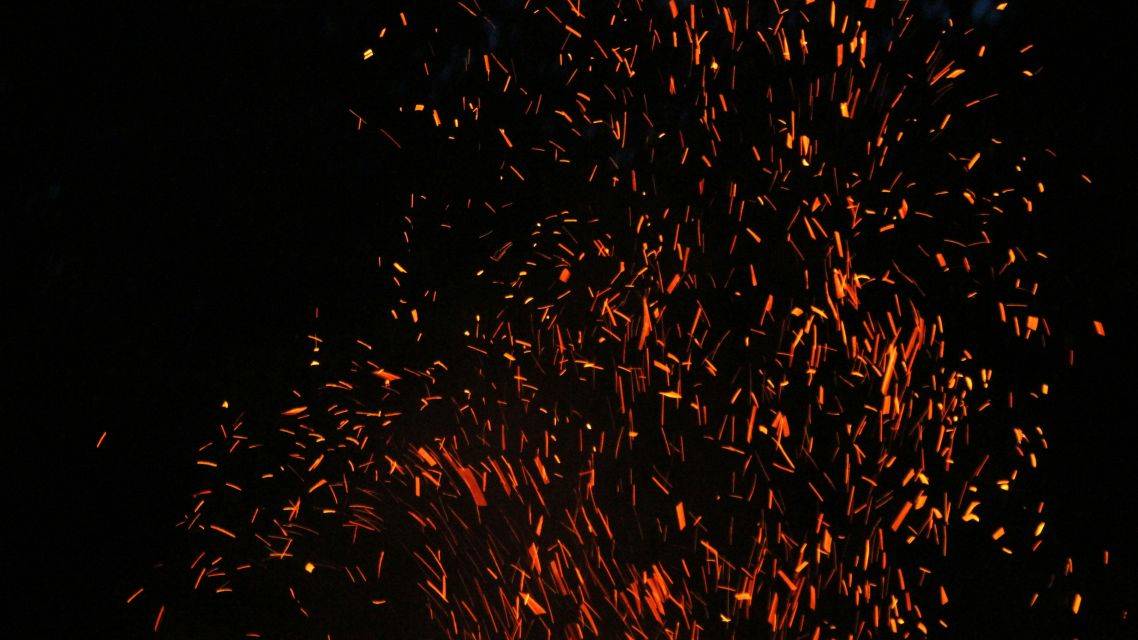 Požiare spôsobené vypaľovaním trávy a suchých porastov tvoria od roku 2010 takmer pätinu zo všetkých požiarov na Slovensku.