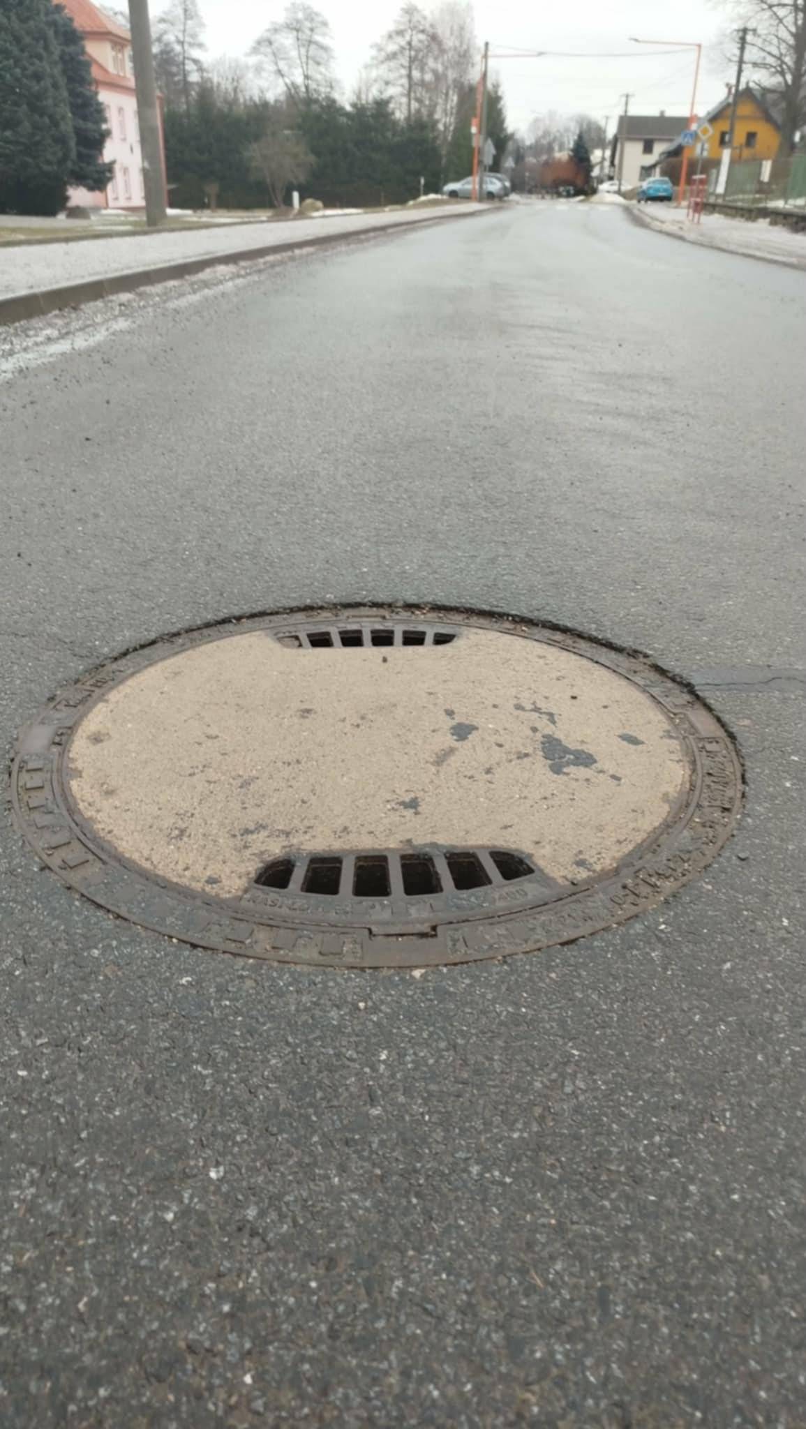 Dne 19. 3. a  následujících dnech budou v Oldřiši probíhat kamerové zkoušky kanalizačního řadu. Dbejte zvýšené opatrnosti při pobybu na komunikacích, bude se zde pohybovat větší technika. Před kamerovými zkouškami bude probíhat tlakové čištění potrubí. V důsledku těchto prací  může dojít k přenosu zvuku z kanalizačního potrubí do WC a v některých úsecích v důsledku tlakové vlny i ke kolísání odpadní vody v toaletách.