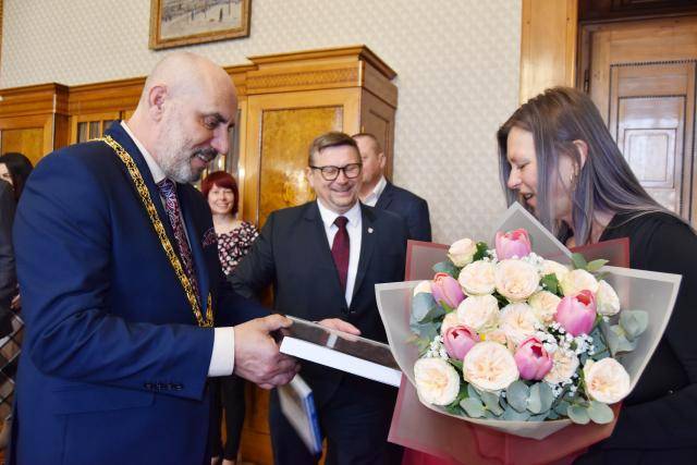 Vedení statutárního města Prostějov přivítalo oficiální delegaci ze slovenského města Prešov. Návštěva se nesla v duchu jednání o obnovení a dalším rozvoji partnerské spolupráce mezi oběma městy, která spojují dlouhodobé historické i společenské vazby.                               Číst dál...