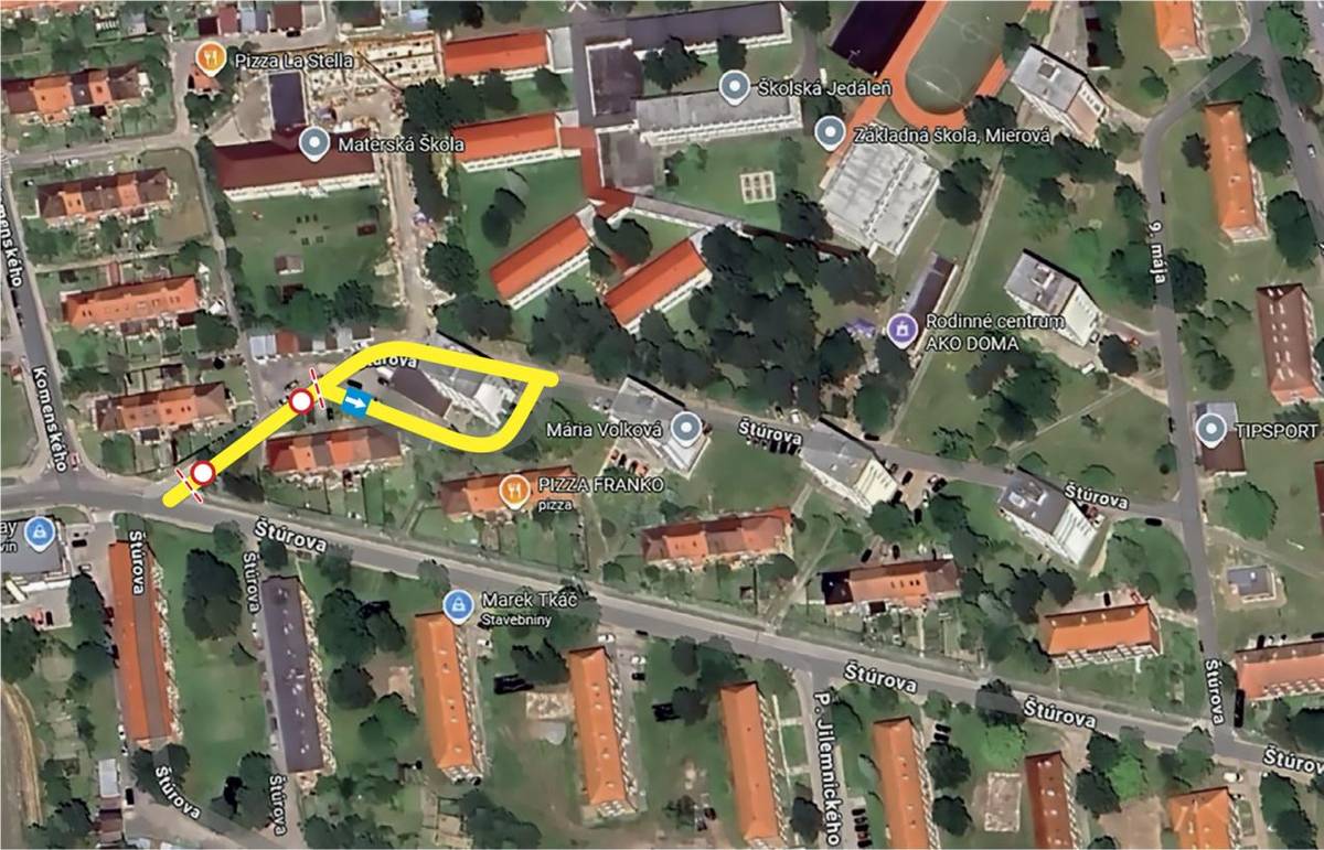 Mesto Svit informuje obyvateľov o pokračovaní rekonštrukčných prác na miestnej komunikácii vo vnútrobloku na Štúrovej ulici.