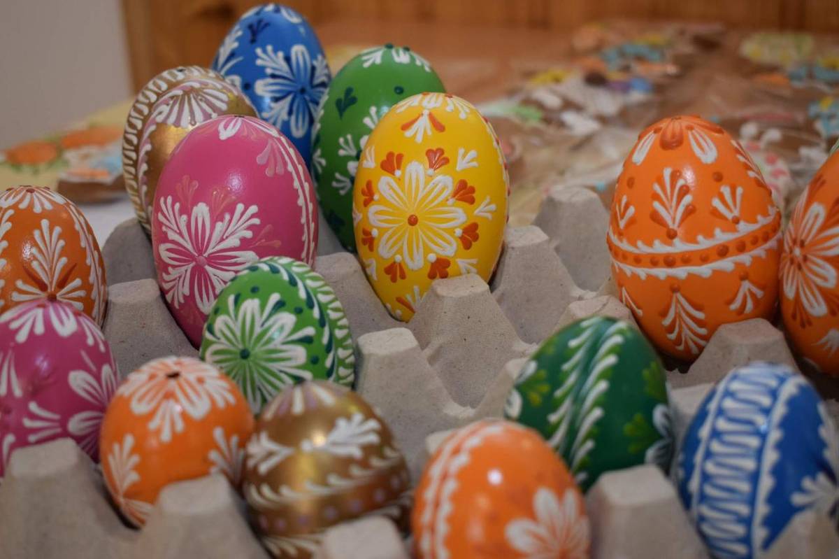 Klub žen Jankovice zve malé i velké na tradiční VELIKONOČNÍ DÍLNIČKY, které se konají v neděli 29. března od 14:00h v sále kulturního domu v Jankovicích.