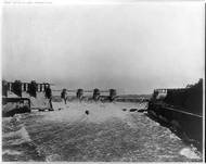 Přeliv Gatunské přehrady.