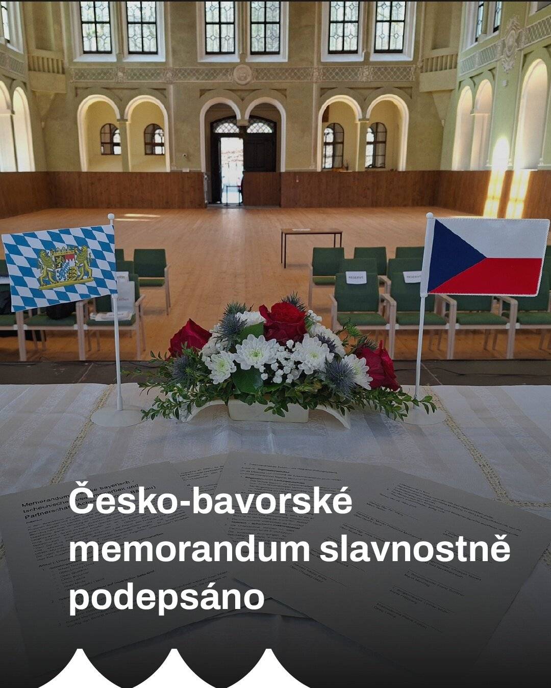 V úterý 24. března 2026 došlo v reprezentativních prostorách Jízdárna Světce k podpisu Memoranda o česko-bavorské spolupráci a partnerství. Dokument stvrdili zástupci celkem dvanácti samospráv – sedmi českých a pěti bavorských měst a obcí. Jedná se o přelomový okamžik, který otevírá novou kapitolu vzájemné spolupráce v příhraničním regionu.