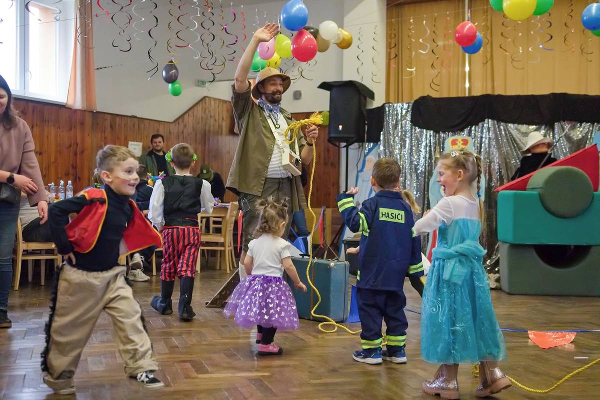 Dětský karneval v Dohalicích - doplněná fotogalerie.