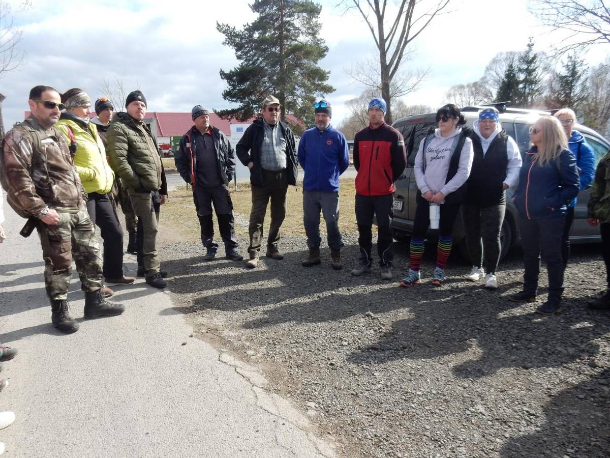 Dňa 21.3. 2026 sa zišlo 35 dobrovoľníkov aby sa v peknom počasí prešli po Gerlachovskom a Batizovskom okolí a vyzbierali aj odpadky.