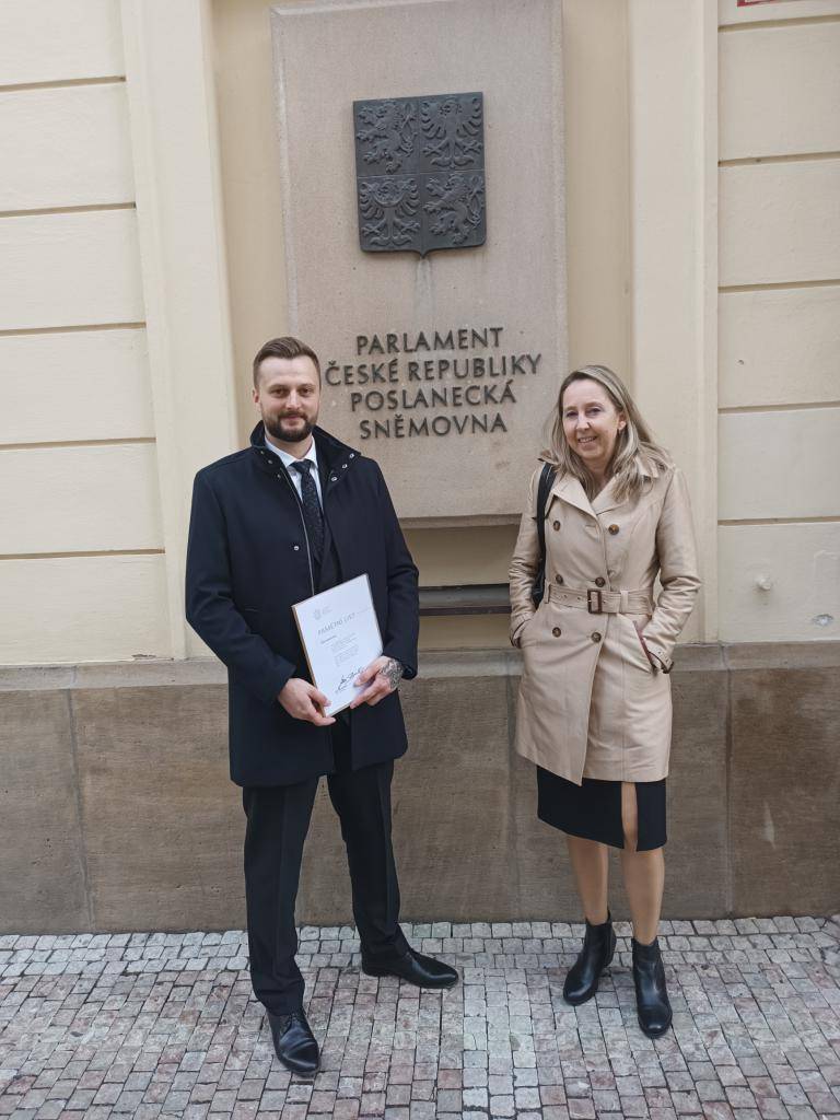 Starosta Jiří Drobný společně s místostarostkou Lucií Maleckou se 16. března zúčastnili slavnostního setkání na Pražském hradě, kam byli pozváni prezidentem republiky Petrem Pavlem. Pozvání směřovalo ke všem třinácti obcím, které uspěly v soutěži Vesnice roku 2025.