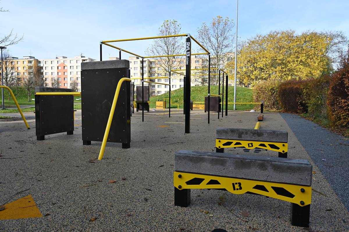 Díky nápadům veřejnosti vzniklo v rámci participativního rozpočtu například parkourové hřiště ve vnitrobloku. Nyní je vyhlášen nový ročník - zapojte se se svým nápadem! Návrhy je možné podávat prostřednictvím platformy nase.prestice.eu, a to až do 15. dubna 2026.       ➤ nase.prestice.eu