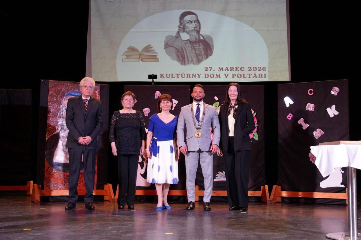 Pri príležitosti Dňa učiteľov sa dňa 27. marca 2026 o 10.00 hod. v Kultúrnom dome v Poltári konala slávnostná akadémia, ktorú zorganizovalo mesto Poltár v spolupráci s Komisiou pre školstvo pri Mestskom zastupiteľstve v Poltári.