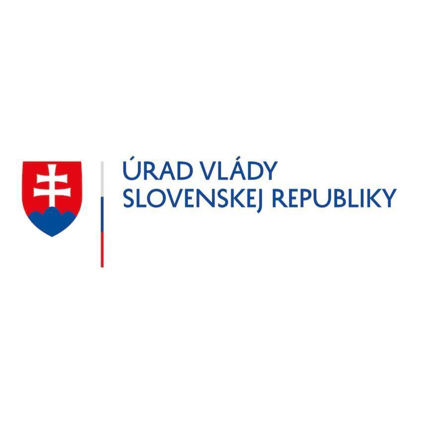 Projekt „Reštaurovanie sôch na území obce“ bol realizovaný s finančnou podporou predsedu vlády Slovenskej republiky, Roberta Fica.