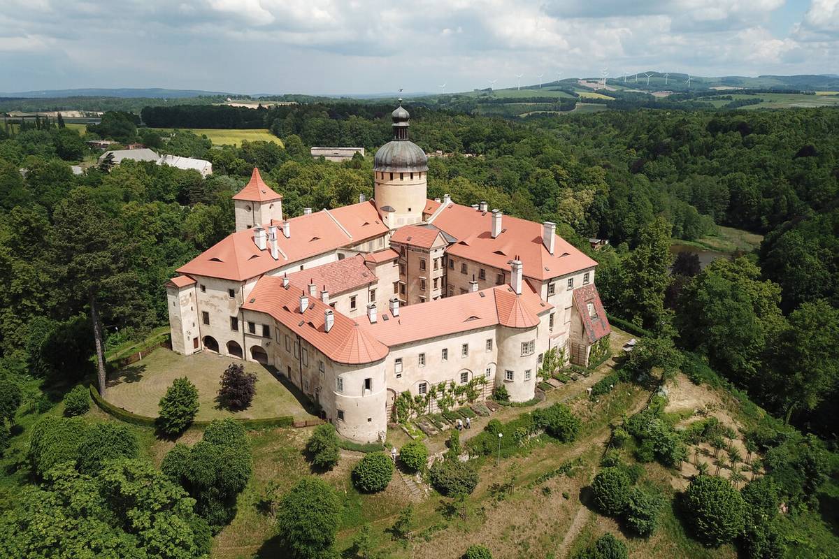 Duben - prosinec , akce budou upřesněny na plakátech