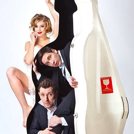 Obec Přestavlky vás srdečně zve na společnou návštěvu oblíbeného muzikálu SUGAR (Někdo to rád horké) v divadle Na Fidlovačce dne 5.6.2026.