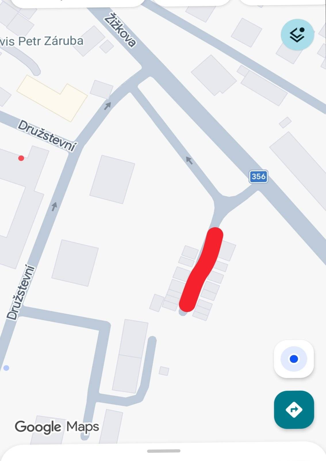 Z důvodu stavebních prací bude komunikace po oba dny zcela neprůjezdná. Prosíme všechny řidiče, aby svá vozidla včas přeparkovali.