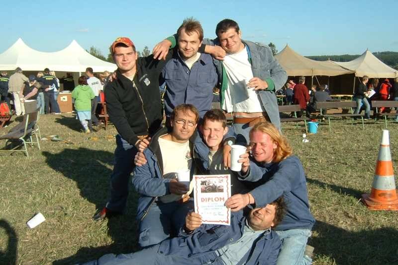 Družstvo pohleďských hasičů bylo pozváno na hasičskou soutěž, která se konala v obci Čejtice 15.9. 2007.