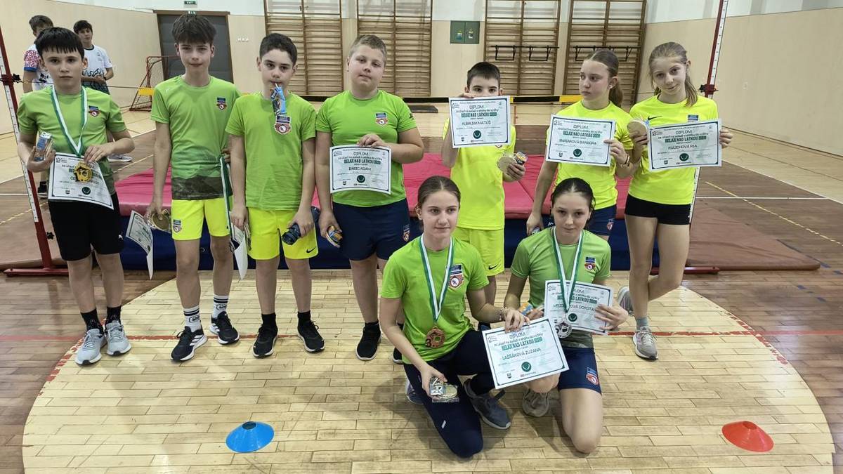 Naši mladí atléti z Atletickej akadémie Podpoľanie Hriňová sa zúčastnili medziklubovej súťaže v skoku do výšky „Relax nad latkou“. V silnej konkurencii predviedli naši zverenci vynikajúce výkony a domov si odniesli bohatú medailovú nádielku.