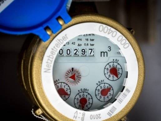 1. Voda: Žádáme o nahlášení stavu vodoměru do středy 1.4.2026 na email obec@novedvory.eu nebo smskou na číslo 724300464. Pokud není možné stav vodoměru zaslat provede odpis správce vodovodu o víkendu. Neplatí pro domy, ve kterých byla provedena výměna vodoměru v prosinci 2025 a únoru 2026. Děkujeme. 2. Dále upozorňujeme na zítřejší splatnost poplatků za odpady a za psa a žádáme Vás o jejich úhradu. Děkujeme všem, kteří již máte zaplaceno.