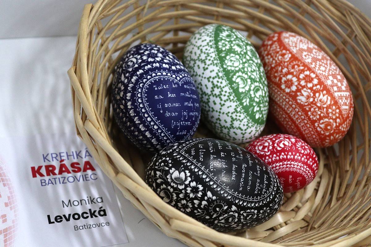 známa aj pod starším názvom „Gúľaj sa, vajíčko“, je tradičná už 55 ročná celoslovenská veľkonočná súťažná výstava, ktorá sa koná v kultúrnom dome v Batizovciach.