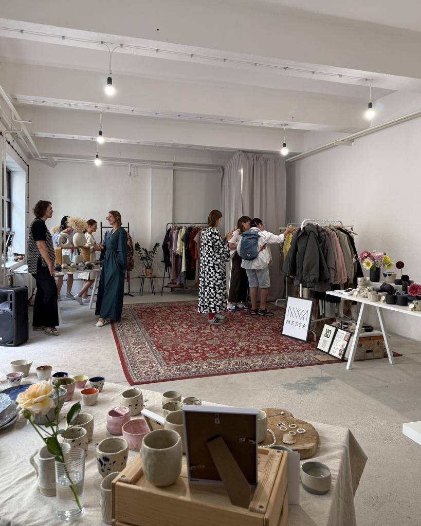 Kultúrno-kreatívne centrum ARTA pripravilo na apríl pestrý program, ktorý prepája spoločenské témy, súčasné umenie aj komunitné aktivity pre všetky vekové kategórie.