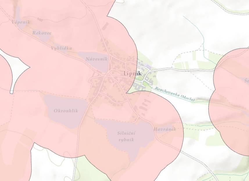 S účinností od 1.12.2025 je zakázáno odpalovat jakoukoliv pyrotechniku vyjma kategorie F1 (prskavky a bouchací kuličky) ve vymezených místech.