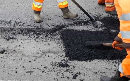 Oznamujeme, že v termínu od 10. do 17. dubna 2026 bude probíhat oprava výtluků na komunikacích v ul. Revoluční a Nádražní.