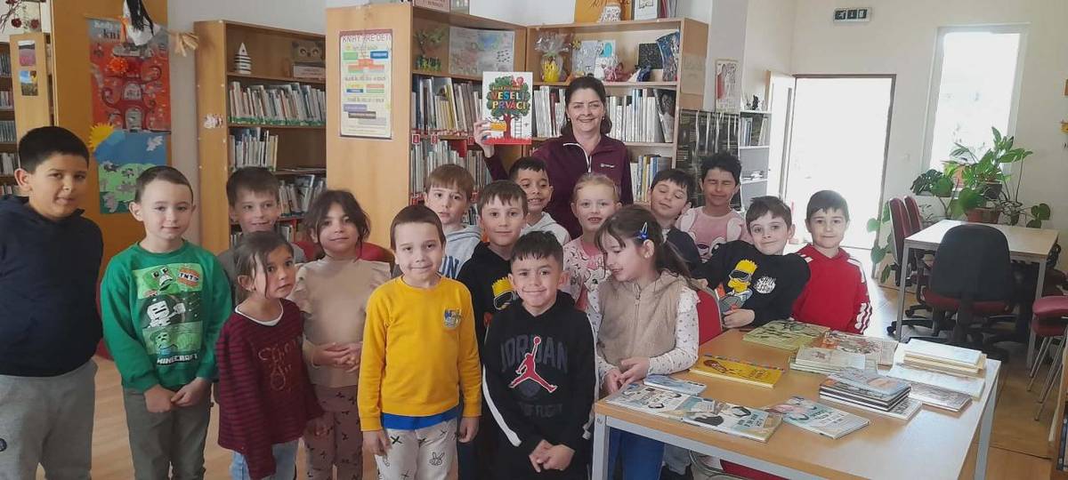 Hnúšťa, 1.4.2026 - Marec je už tradične spätý s knihami a v našej knižnici sme tento sviatočný mesiac nemohli začať krajšie. Naše priestory sa počas celého mesiaca plnili zvedavými pohľadmi, detským štebotom a chuťou spoznávať nové príbehy. Od najmenších škôlkarov až po zvedavých školákov – knižnica