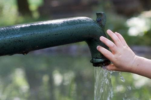 Od tohoto týdne je opět k dispozici voda na městských hřbitovech.