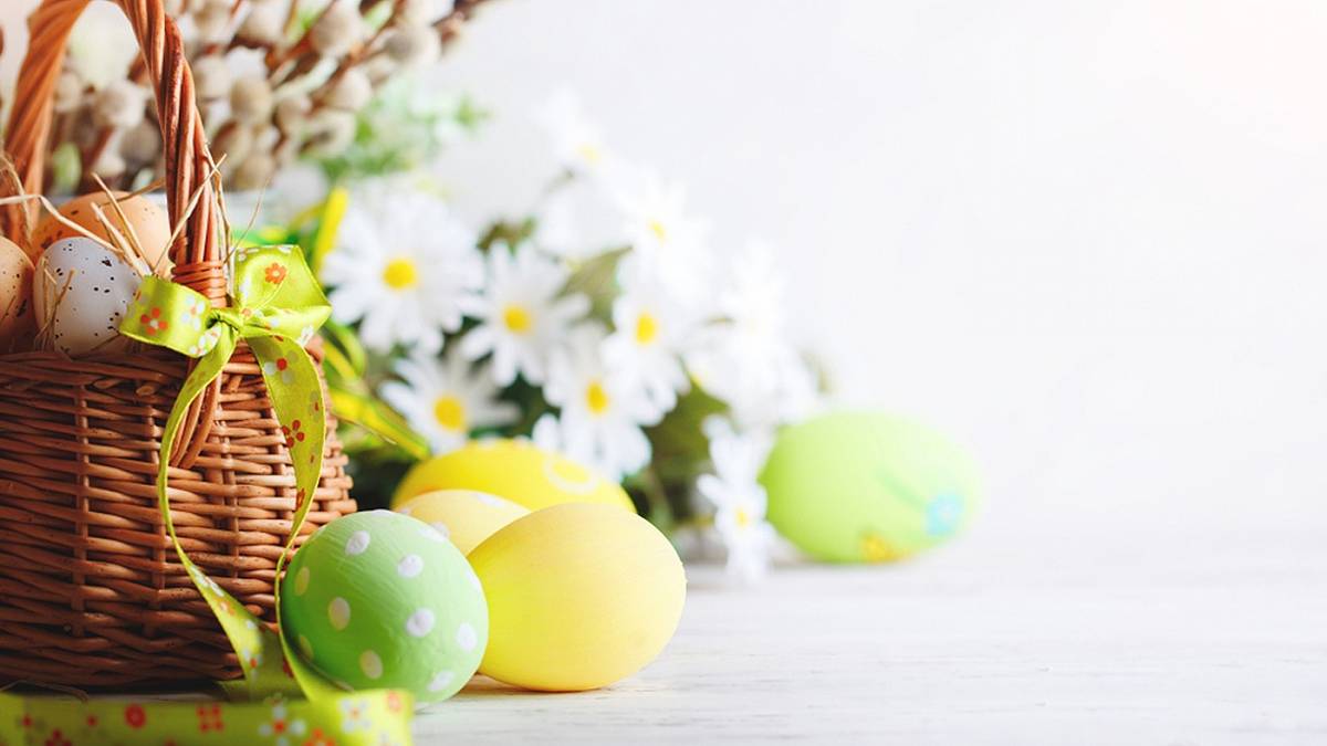 Sviatky jari sú tu zas,  oslávte ten krásny čas.  Príjemné prežitie veľkonočných sviatkov,  veľa zdravia a pohody prajú    starostka a zamestnanci Obecného úradu v Betliari