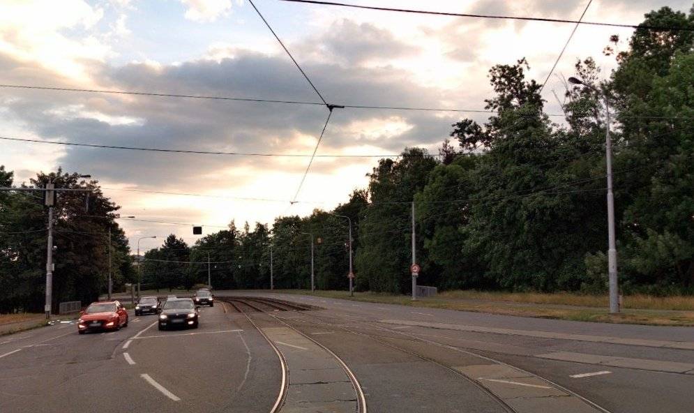 Moravskoslezský kraj zahájí po Velikonocích rekonstrukci Martinovské ulice v úseku mezi ulicemi Opavská a 1. čs. armádního sboru.  📅 dopravní omezení: 6.–27. 4. 2026 ➡️ uzavřen úsek ve směru na Opavskou ulici 📅 dopravní omezení: 28. 4.–18. 5. 2026 ➡️ uzavřen úsek ve směru na Martinov 🚌 Změny v MHD od 6. do 27. 4. 2026 Autobusové linky č. 48 a 49 pojedou ve směru na Svinov, mosty odklonem ulicemi Sokolovská a Opavská. Zastávka Bajkalská nebude v tomto směru obsluhována.  ℹ️ Více informací zde