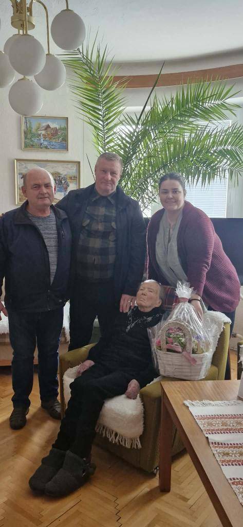 Pani Mária Leštachová sa dožila krásneho životného jubilea 103 rokov.