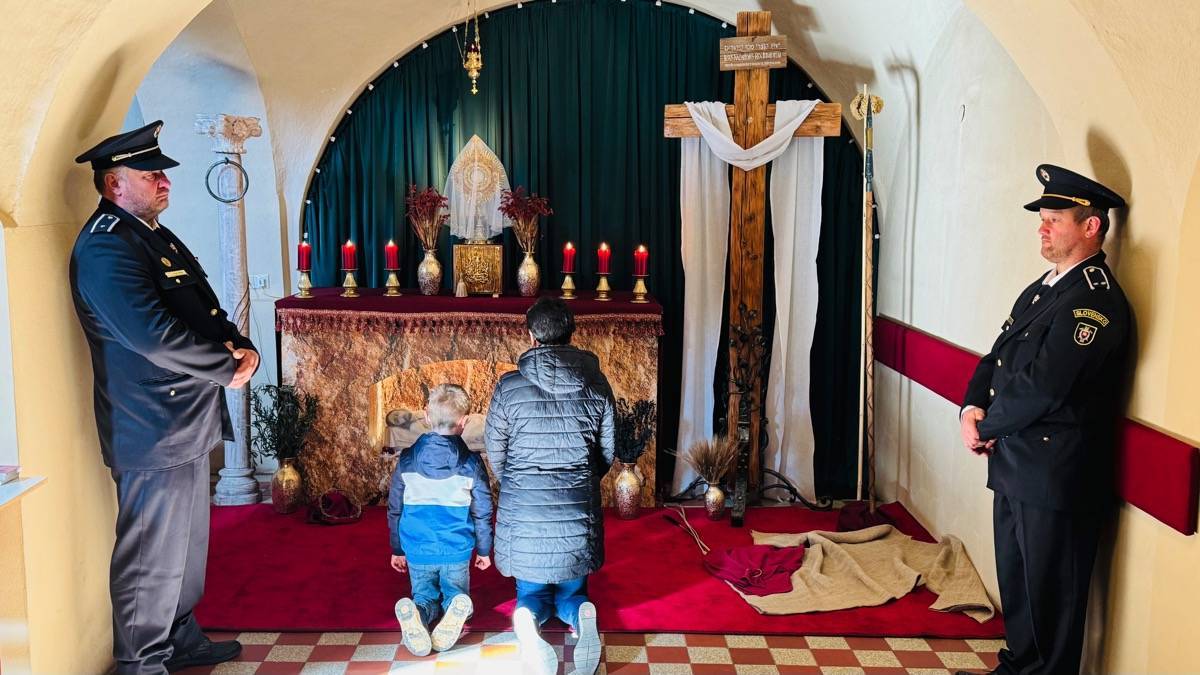 Súčasťou kresťanského prežívania sviatkov veľkej noci je i poklona u Božieho hrobu. Čítať ďalej…