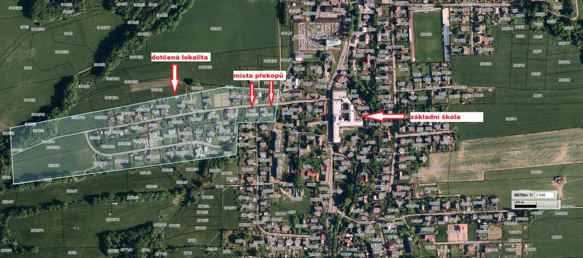 místní komunikace směrem k bývalé skládce odpadů