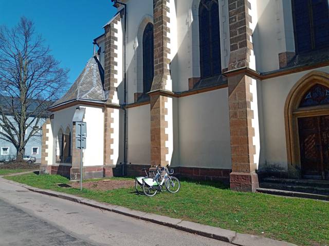 V souvislosti se zahájením plánované revitalizace Lípového náměstí v Trutnově-Poříčí došlo k přesunu stanice sdílených kol.                               Číst dál...