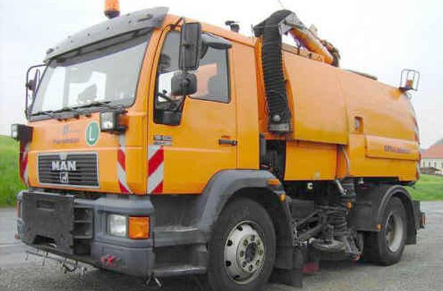 Čištění komunikací - zákaz parkování.