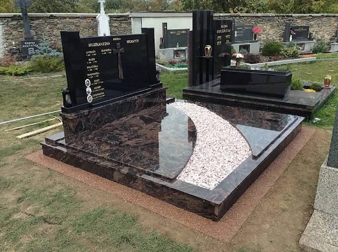 Kamenictví Janošek oznamuje všem občanům, že bude tento pátek 10. 4. 2026 mezi 9:30-10:00 na místním hřbitově přijímat objednávky na kamenické práce a úpravy pomníků se slevou 20%