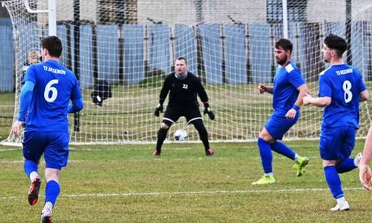 Dvanásty tím doma prehral s tretím. Aj takto možno ináč stručne opísať výsledok Soľ – Jasenov 0:3 v rámci prvého jarného kola 5. ligy, skupina Sever.